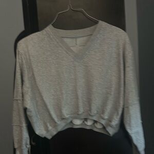 Casual Gray V-Neck Cropped Sweatshirt.
